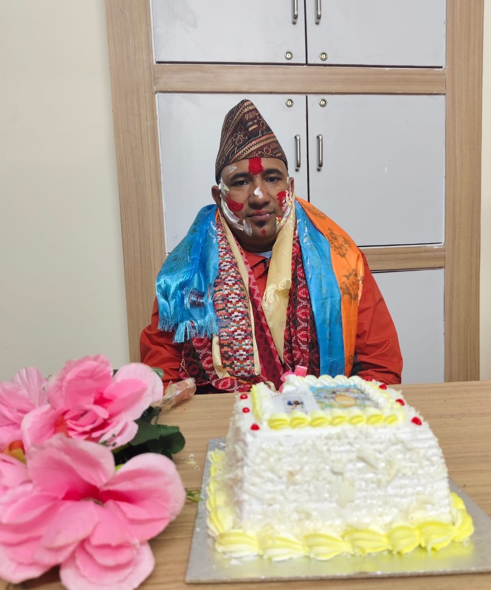 हुम्लाका विकट गाउँ बस्तीमा बीमा फैलाउने नन्दखर जैसी, जसलाई नेपाल लाइफका हरेक स्कीमले प्रोत्साहित गर्छ